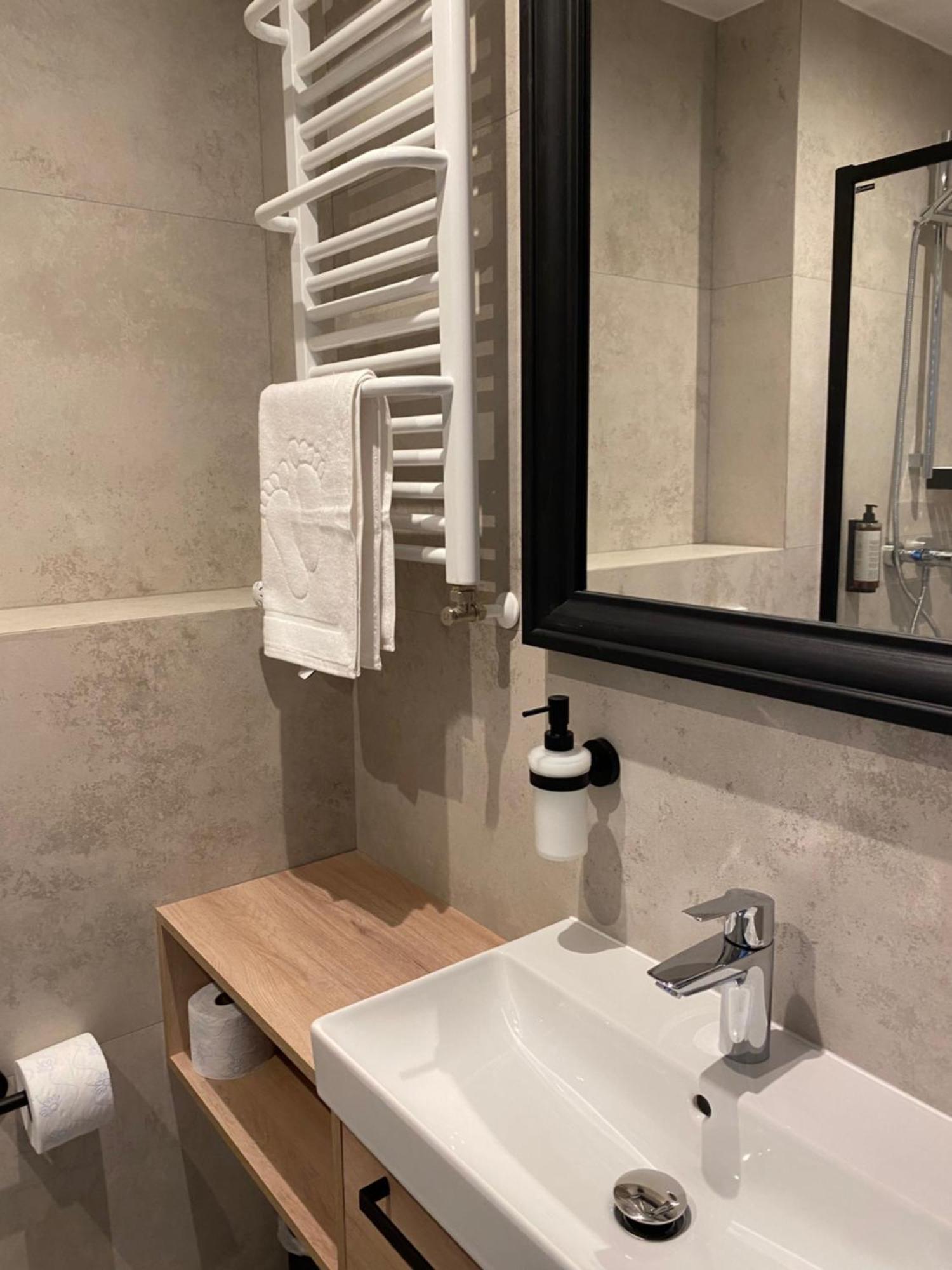 Wolnosci 6 Self Check-in 24h Apartament *